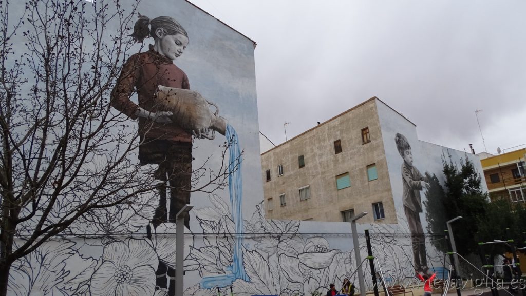 Mural pintado en Requena