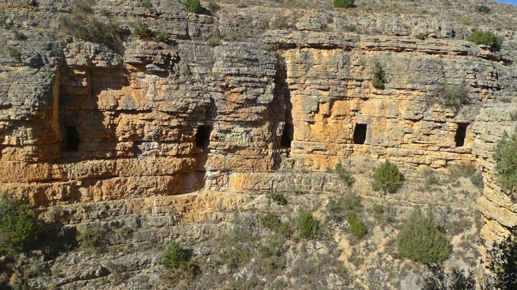 Ventanas del Acueducto Albarracín-Cella